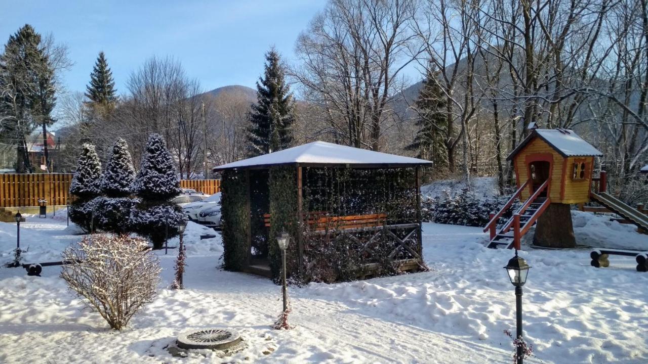 Mini Hotel Zakrut Tatariv Εξωτερικό φωτογραφία