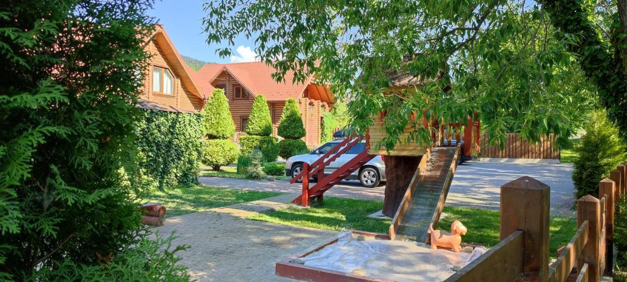 Mini Hotel Zakrut Tatariv Εξωτερικό φωτογραφία