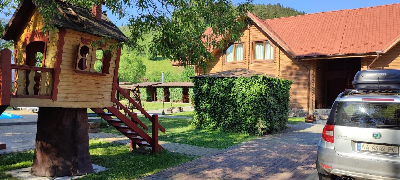 Mini Hotel Zakrut Tatariv Εξωτερικό φωτογραφία