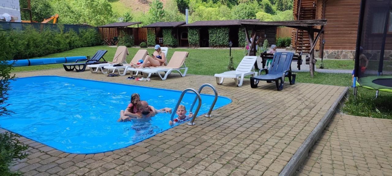 Mini Hotel Zakrut Tatariv Εξωτερικό φωτογραφία