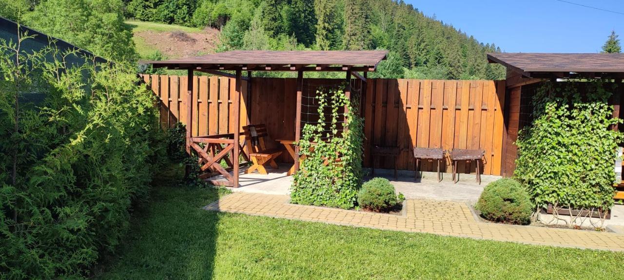Mini Hotel Zakrut Tatariv Εξωτερικό φωτογραφία